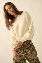 Load image into Gallery viewer, Stella Solid Knit V-Neck Exposed-Seam Sweater