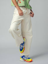 Load image into Gallery viewer, Echo Bootcut Soft Barrel Jeans