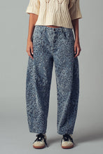 Load image into Gallery viewer, Leopard Print Barrel Straight Denim Pants