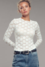 Load image into Gallery viewer, Romantic Floral Stretch Lace Top