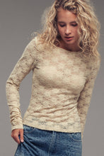 Load image into Gallery viewer, Romantic Floral Stretch Lace Top