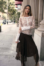 Load image into Gallery viewer, Floral Mesh Raglan Henley Top