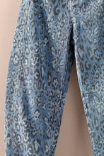 Load image into Gallery viewer, Leopard Print Barrel Straight Denim Pants