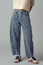 Load image into Gallery viewer, Leopard Print Barrel Straight Denim Pants