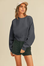 Load image into Gallery viewer, Basic Crop Sweatshirt