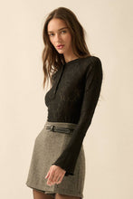 Load image into Gallery viewer, Fiona Floral Lace Raglan-Sleeve Henley Top