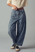 Load image into Gallery viewer, Leopard Print Barrel Straight Denim Pants