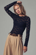 Load image into Gallery viewer, Romantic Floral Stretch Lace Top