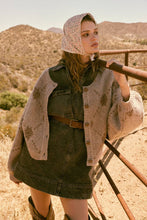 Load image into Gallery viewer, Snowflake Jacquard Cardigan