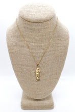 Load image into Gallery viewer, Delicate Articulated Gold Fish Necklace