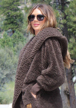 Load image into Gallery viewer, Nordic Beach Cozy Wrap