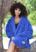 Load image into Gallery viewer, Nordic Beach Cozy Wrap