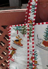 Load image into Gallery viewer, Holiday Quilted Cotton Tote