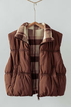 Load image into Gallery viewer, Reversible Cropped Puffer Vest