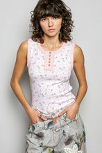 Load image into Gallery viewer, Floral Button Tank