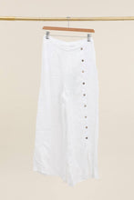 Load image into Gallery viewer, Italian Linen Pants Button Detail