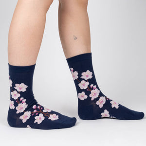 Women's Crew Sock: Cherry Blossoms