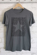 Load image into Gallery viewer, STAR LEOPARD GRAPHIC TSHIRTS