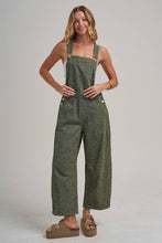 Load image into Gallery viewer, Leopard Overalls