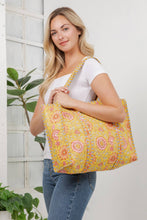 Load image into Gallery viewer, Floral Quilted Cotton Tote Bag