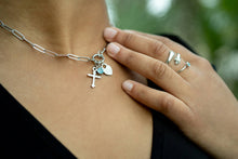 Load image into Gallery viewer, Paperclip Charm Necklace 18k gold PVD