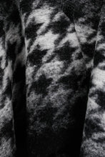 Load image into Gallery viewer, Houndstooth Poncho Taupe