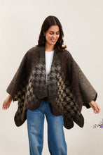 Load image into Gallery viewer, Houndstooth Poncho Taupe