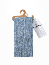 Load image into Gallery viewer, Scarvii - Floral Crinkle Lightweight Scarf