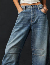 Load image into Gallery viewer, Ladies Mid Rise Wide Leg Barrel Jeans SKP522