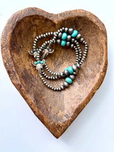 Load image into Gallery viewer, Navajo Pearl &amp; Stone Stackable Stretch Bracelet
