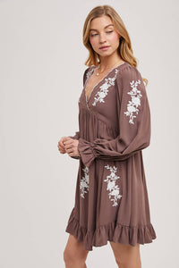 FLOUNCY RUFFLED DRESS EMBROIDERED