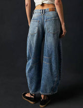 Load image into Gallery viewer, Ladies Mid Rise Wide Leg Barrel Jeans SKP522