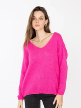 Load image into Gallery viewer, V-neck mohair sweater