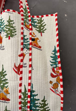 Load image into Gallery viewer, Holiday Quilted Cotton Tote