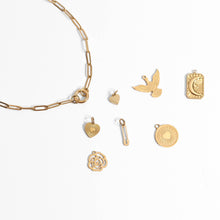 Load image into Gallery viewer, Paperclip Charm Necklace 18k gold PVD