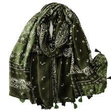 Load image into Gallery viewer, Scarvii - Paisley Pattern Fringed Scarf