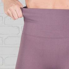 Load image into Gallery viewer, Black Fleece Lined Leggings