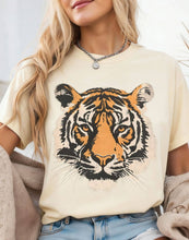Load image into Gallery viewer, Vintage Tiger Shirt Retro Graphic Cotton Tee