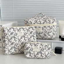 Load image into Gallery viewer, Flower Print Make Up Bag