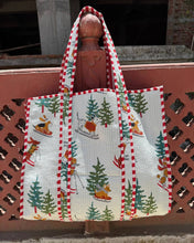 Load image into Gallery viewer, Holiday Quilted Cotton Tote
