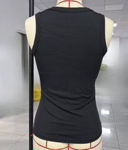 Load image into Gallery viewer, Ribbed tank top with bra