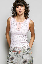 Load image into Gallery viewer, Floral Button Tank
