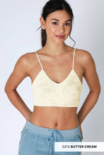 Load image into Gallery viewer, Nikibiki Lace Bralette
