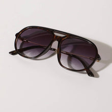 Load image into Gallery viewer, Round Shape Tined Thin Leg Fashion Sunglasses
