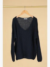 Load image into Gallery viewer, V-neck mohair sweater
