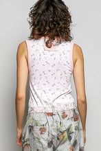 Load image into Gallery viewer, Floral Button Tank