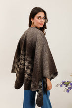 Load image into Gallery viewer, Houndstooth Poncho Noir