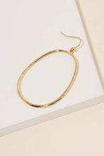 Load image into Gallery viewer, Round Thin Cutout Drop Earrings