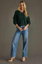 Load image into Gallery viewer, Hunter Green Super Soft Button Down Top