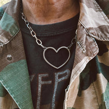 Load image into Gallery viewer, Open Heart Necklace